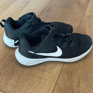 Kids Nike Star Running Shoes